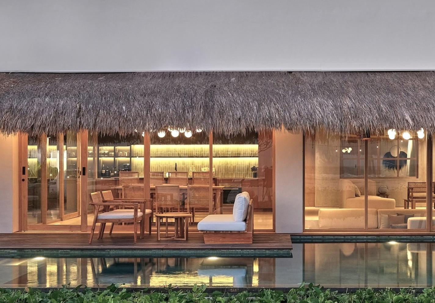 Amber Lombok Beach Resort سيلونغ بيلاناك المظهر الخارجي الصورة