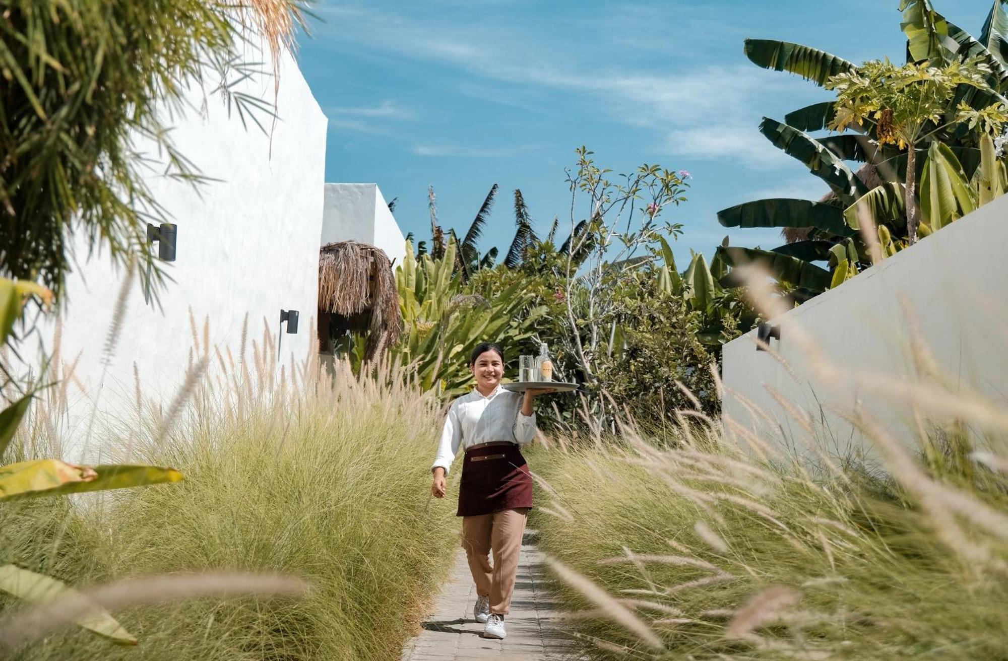Amber Lombok Beach Resort سيلونغ بيلاناك المظهر الخارجي الصورة